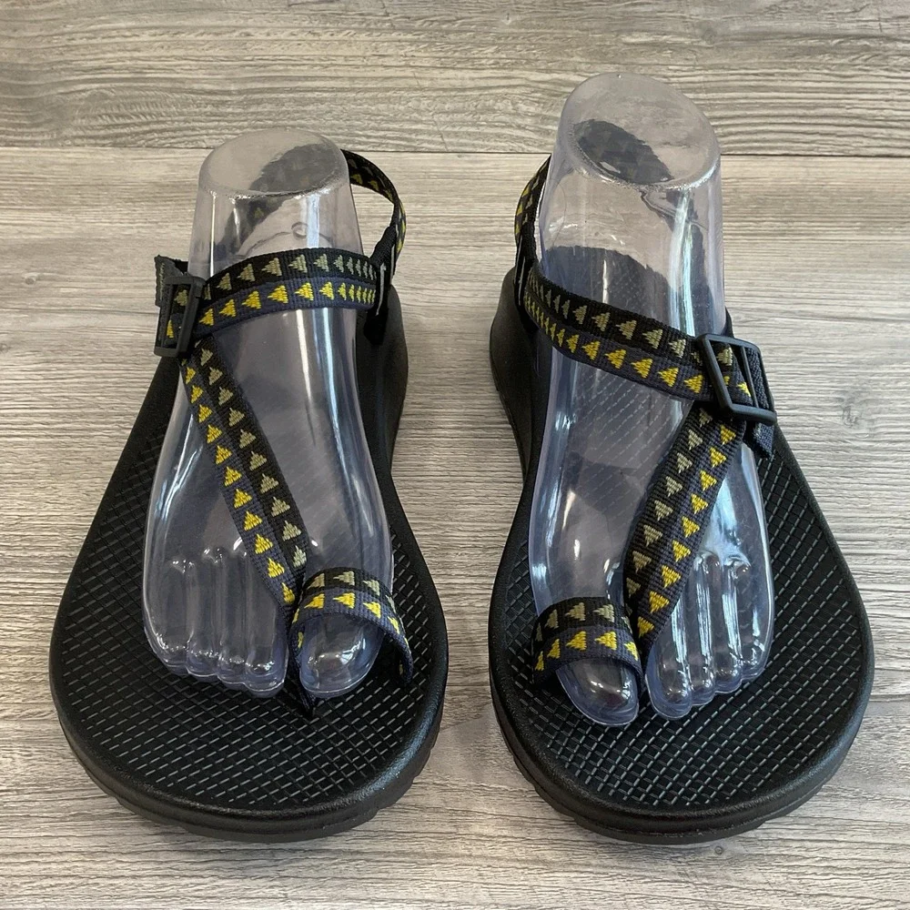 Chaco Z/Cloud Men's Banded Black Yellow Sandals Outdoor Trail Walks Size 9 NEW
